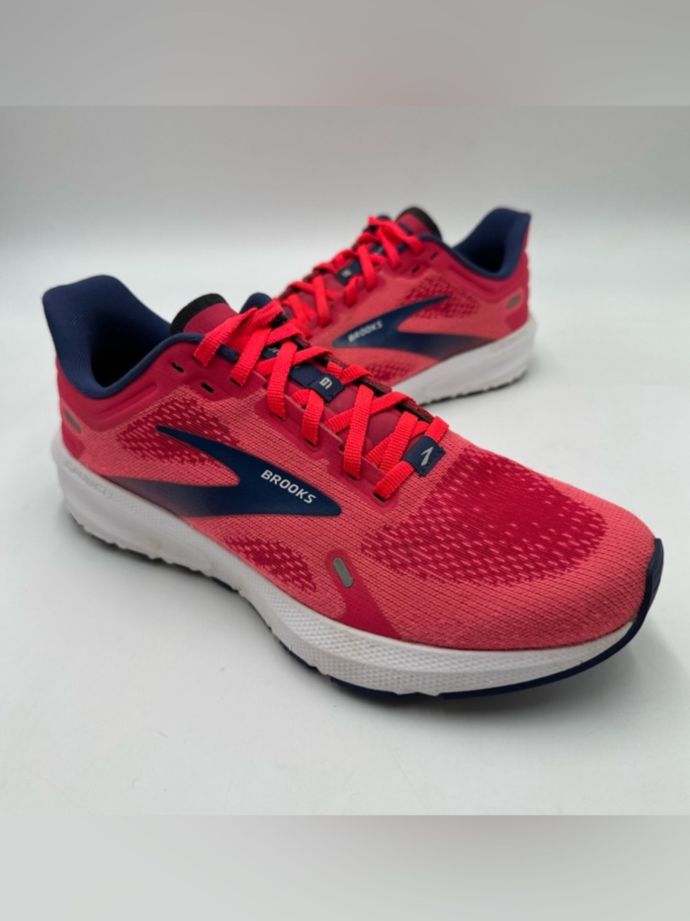 Brooks Launch 9 Women’s Running Shoes Pink 1203731B604 Size 9 B Medium